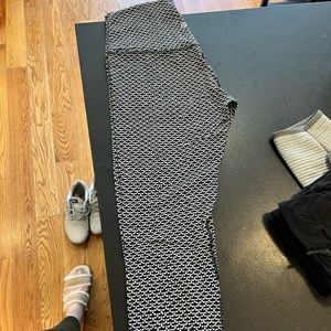 Lululemon align crop size 6